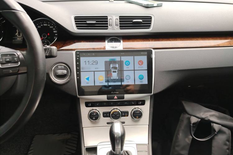 Used Volkswagen Magotan 2012 Travel Edition 2.0 TSI Comfort Version Audio And AC Panel
