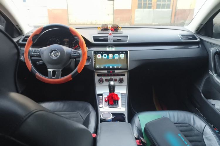 Used Volkswagen Magotan 2012 1.8TSI Prestige Model Center Console