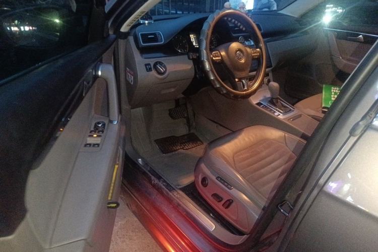 Used Volkswagen Magotan 2012 2.0 TSI Prestige Edition Driver Seat