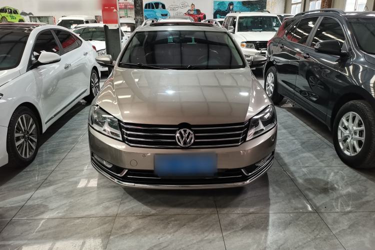 Used Volkswagen Magotan 2012 Travel Edition 2.0 TSI Comfort Version Exterior 1