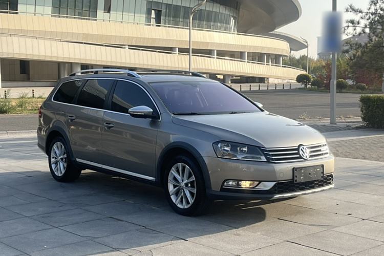 Used Volkswagen Magotan 2012 Travel Edition 2.0 TSI 4x4 Comfort Version Exterior 2