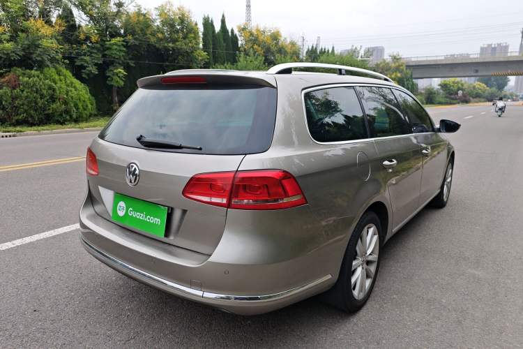 Used Volkswagen Magotan 2012 Travel Edition 2.0 TSI Comfort Version Exterior 5