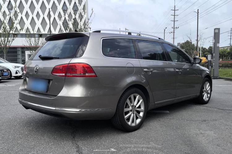 Used Volkswagen Magotan 2012 Travel Edition 2.0 TSI Comfort Version Exterior 5