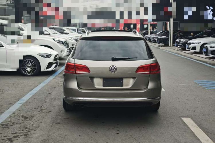 Used Volkswagen Magotan 2012 Travel Edition 2.0 TSI Comfort Version Exterior 7