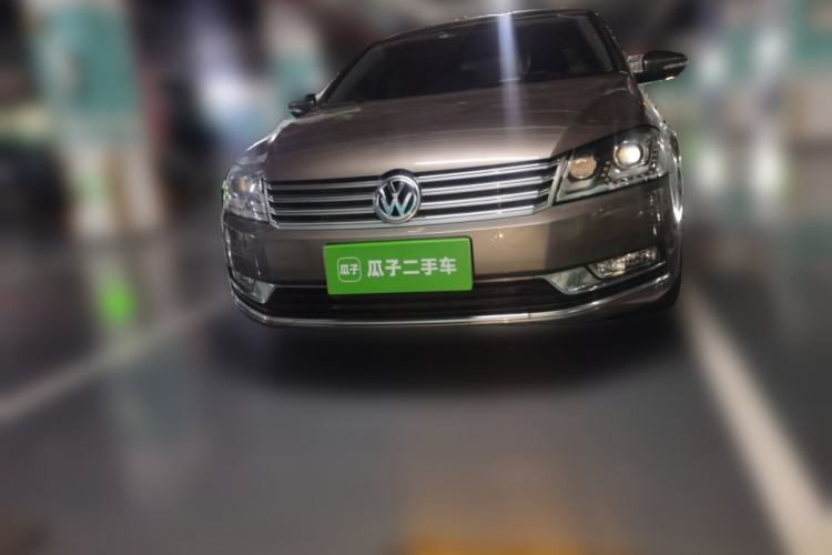 Used Volkswagen Magotan 2012 Revised 1.8TSI Luxury Version Front