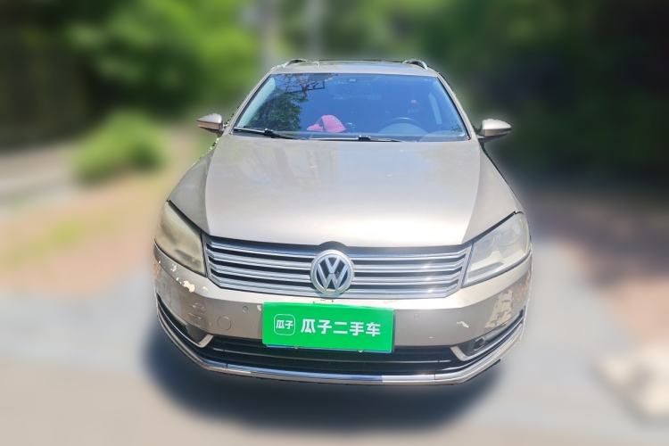 Used Volkswagen Magotan 2012 Travel Edition 2.0 TSI Comfort Version Front