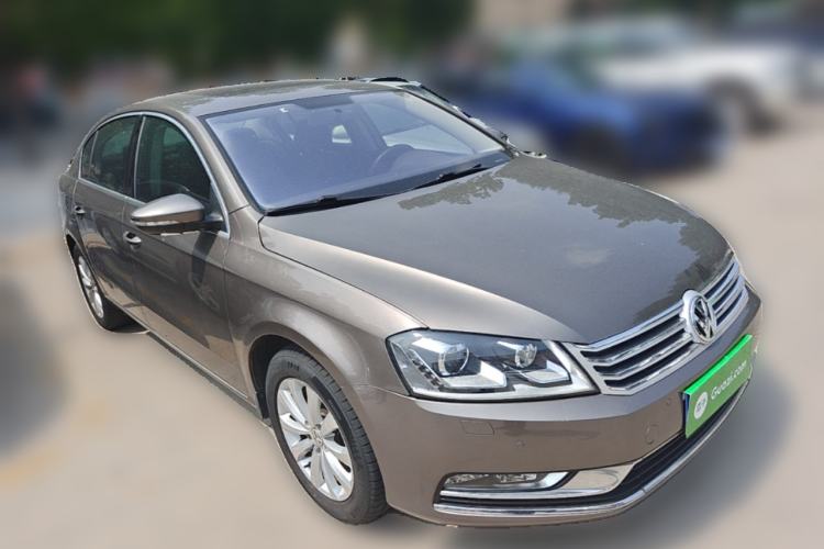 Used Volkswagen Magotan 2012 Revised 1.8TSI Luxury Version Front Right 45 Deg