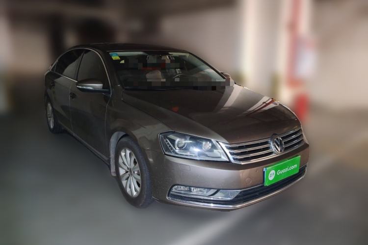 Used Volkswagen Magotan 2012 Revised 1.8TSI Luxury Version Front Right 45 Deg