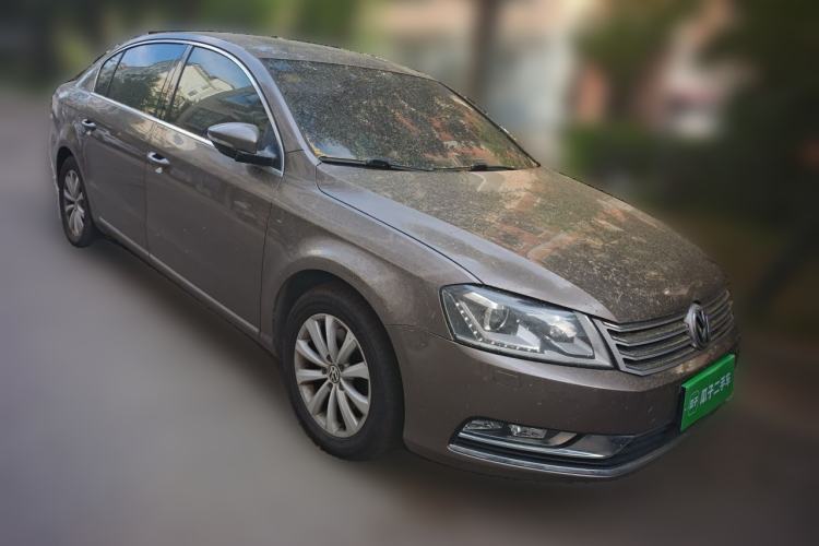 Used Volkswagen Magotan 2012 Revised 1.8TSI Luxury Version Front Right 45 Deg