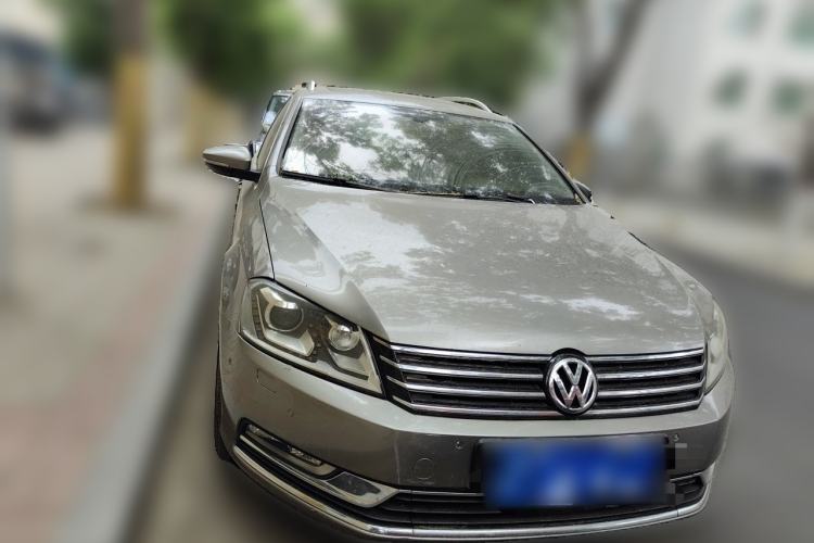 Used Volkswagen Magotan 2012 Travel Edition 2.0 TSI Luxury Version Front