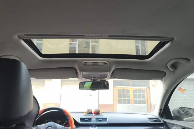 Used Volkswagen Magotan 2012 1.8TSI Prestige Model Headliner