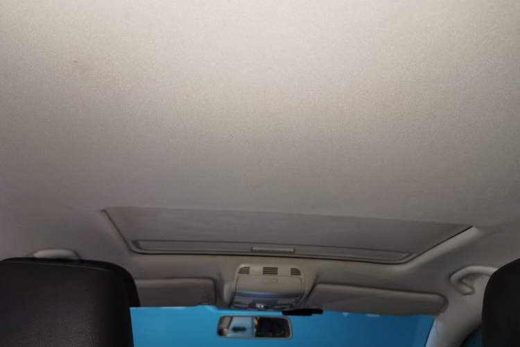 Used Volkswagen Magotan 2012 Revised 1.8TSI Luxury Version Headliner