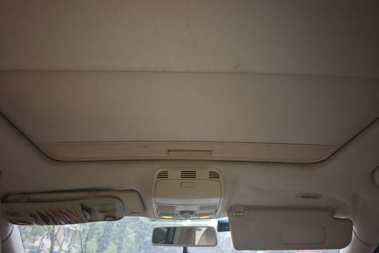 Used Volkswagen Magotan 2012 Revised 1.8TSI Luxury Version Headliner