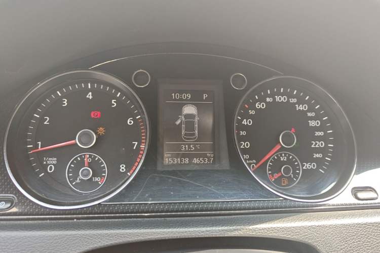 Used Volkswagen Magotan 2012 Revised 1.8TSI Luxury Version Instrument Cluster