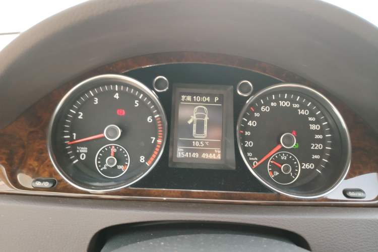 Used Volkswagen Magotan 2012 Travel Edition 2.0 TSI Comfort Version Instrument Cluster