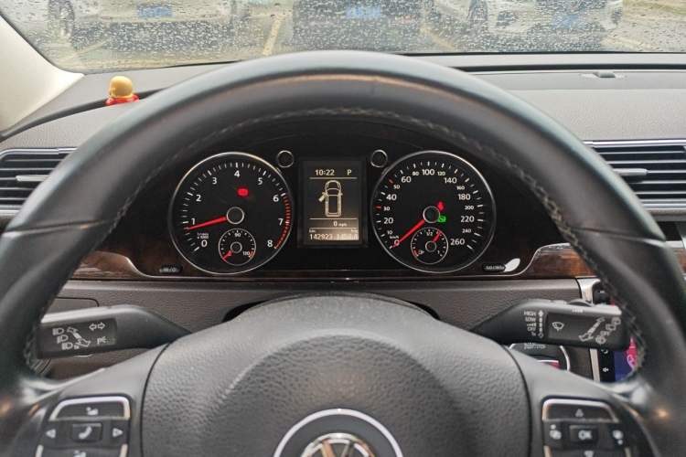 Used Volkswagen Magotan 2012 Travel Edition 2.0 TSI Comfort Version Instrument Cluster