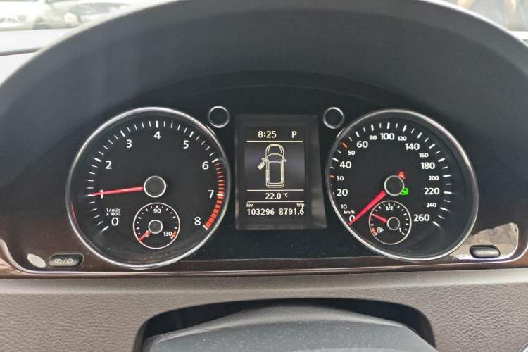 Used Volkswagen Magotan 2012 Travel Edition 2.0 TSI Comfort Version Instrument Cluster