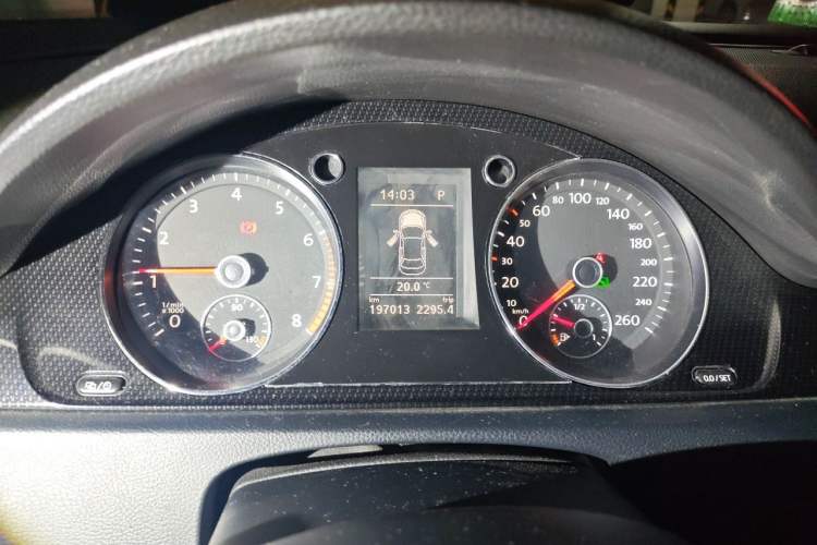 Used Volkswagen Magotan 2012 Revised 1.8TSI Luxury Version Instrument Cluster