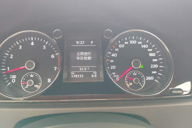 Used Volkswagen Magotan 2012 Travel Edition 2.0 TSI Comfort Version Instrument Cluster
