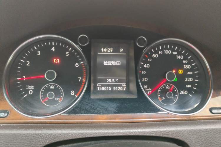 Used Volkswagen Magotan 2012 Travel Edition 2.0 TSI Luxury Version Instrument Cluster