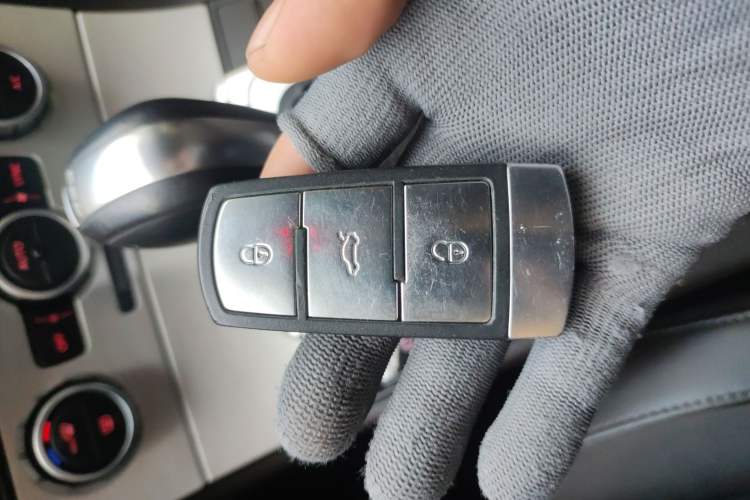 Used Volkswagen Magotan 2012 Travel Edition 2.0 TSI Comfort Version Interior 1