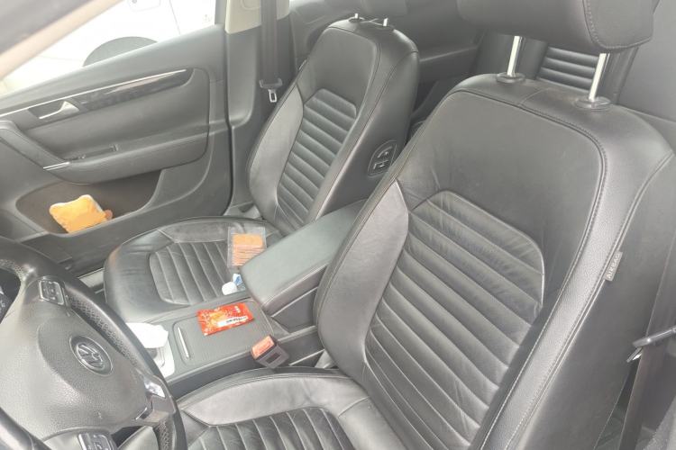 Used Volkswagen Magotan 2012 Revised 1.8TSI Luxury Version Left Front Seat