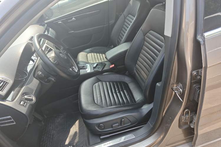 Used Volkswagen Magotan 2012 Revised 1.8TSI Luxury Version Left Front Seat