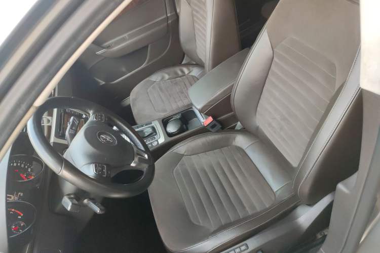 Used Volkswagen Magotan 2012 Travel Edition 2.0 TSI Comfort Version Left Front Seat