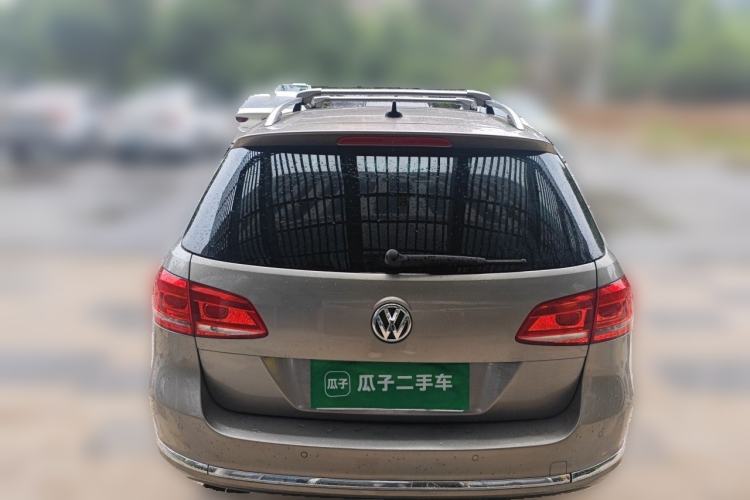 Used Volkswagen Magotan 2012 Travel Edition 2.0 TSI Comfort Version Rear