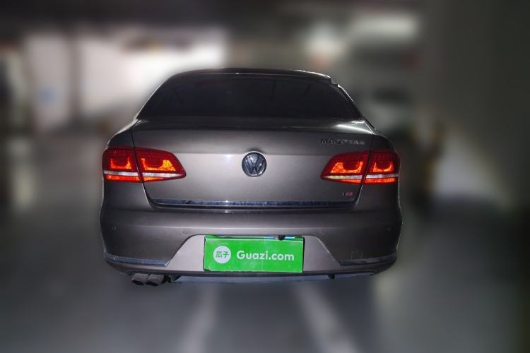 Used Volkswagen Magotan 2012 Revised 1.8TSI Luxury Version Rear