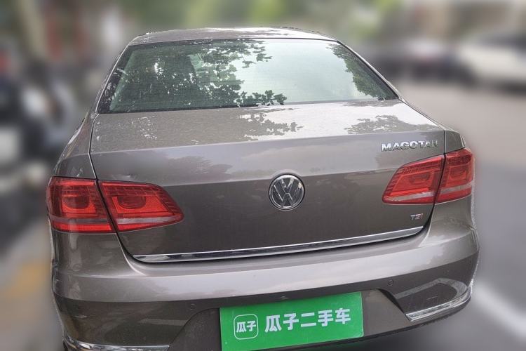 Used Volkswagen Magotan 2012 Facelift 1.8TSI Prestige Model Rear