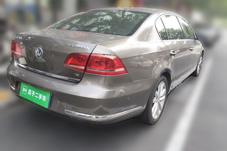 Used Volkswagen Magotan 2012 Facelift 1.8TSI Prestige Model Rear Right 45 Deg