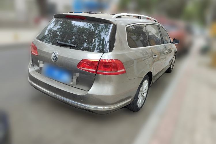 Used Volkswagen Magotan 2012 Travel Edition 2.0 TSI Luxury Version Rear Right 45 Deg
