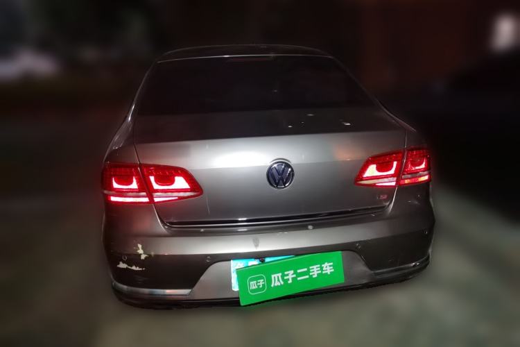 Used Volkswagen Magotan 2012 Revised Version 1.8TSI Leading Edition Rear