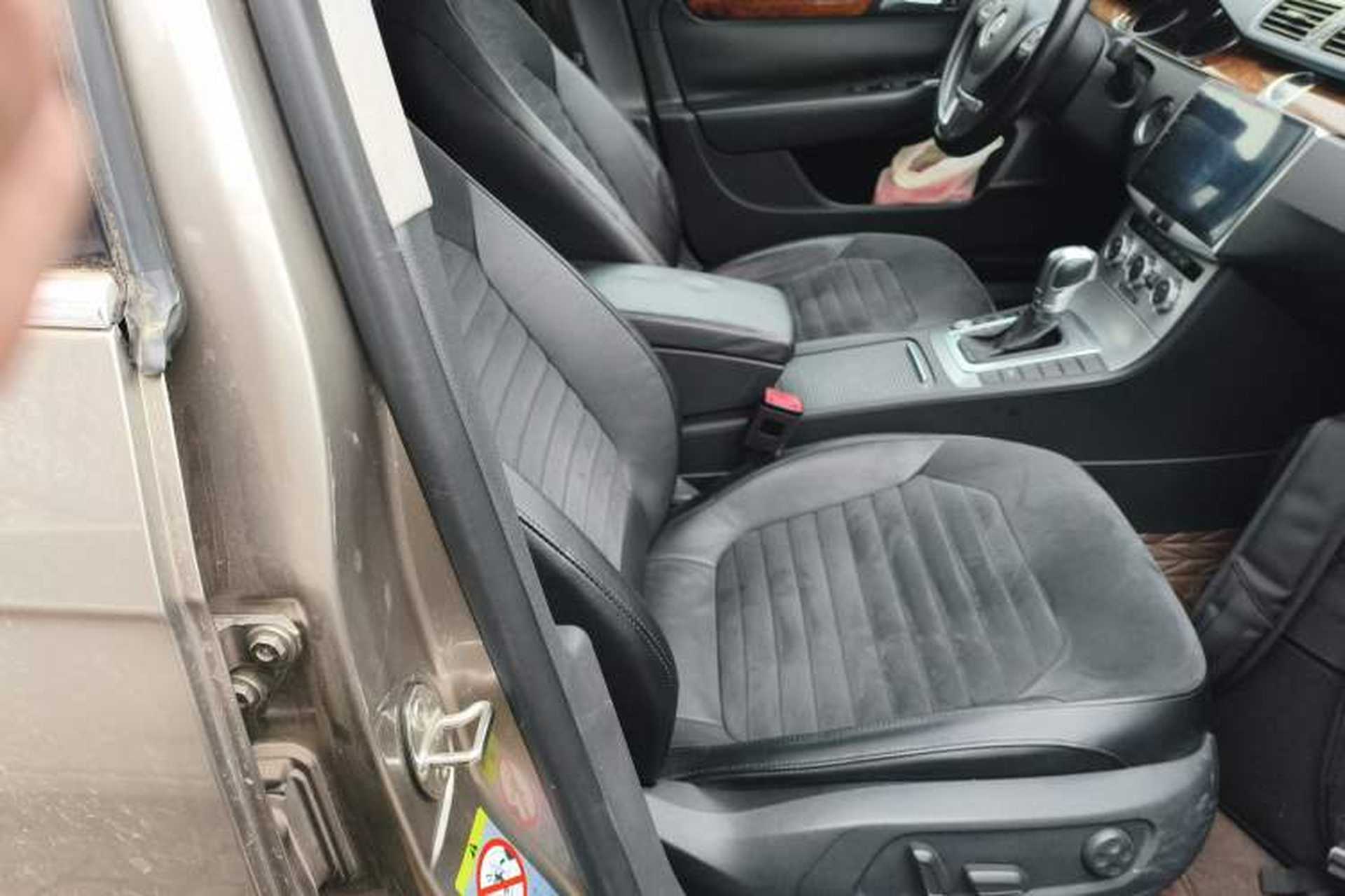 Used Volkswagen Magotan 2012 Travel Edition 2.0 TSI Comfort Version Right Front Seat