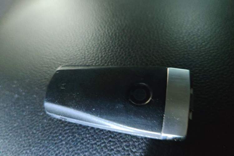 Used Volkswagen Magotan 2012 Revised 1.8TSI Luxury Version Vehicle Key