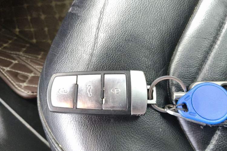 Used Volkswagen Magotan 2012 1.8TSI Luxury Model Vehicle Key