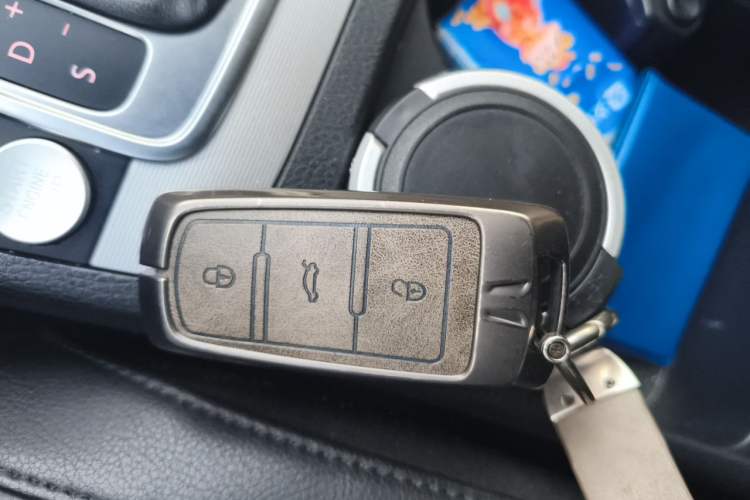Used Volkswagen Magotan 2012 1.8TSI Prestige Model Vehicle Key
