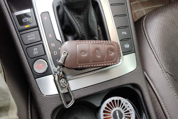 Used Volkswagen Magotan 2012 Travel Edition 2.0 TSI Luxury Version Vehicle Key