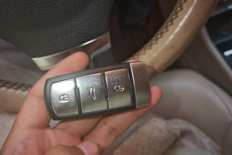 Used Volkswagen Magotan 2012 Revised 1.8TSI Luxury Version Vehicle Key