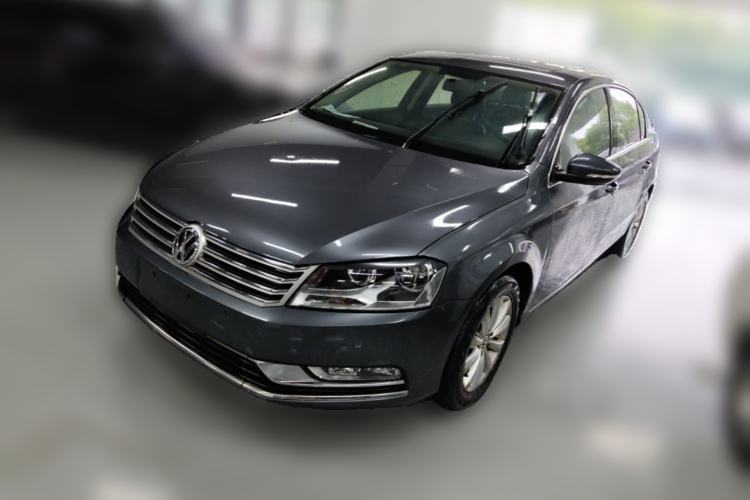 Used Volkswagen Magotan 2012 Revised Version 1.8TSI Leading Edition Guazi used car, China used car export, Used car for sale, Used cars, Cheapest cars for sale