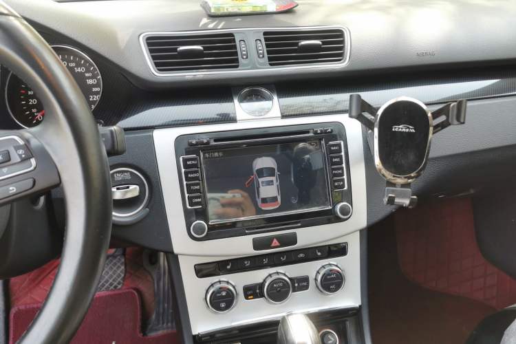 Used Volkswagen Magotan 2012 Revised 1.8TSI Luxury Version Audio And AC Panel