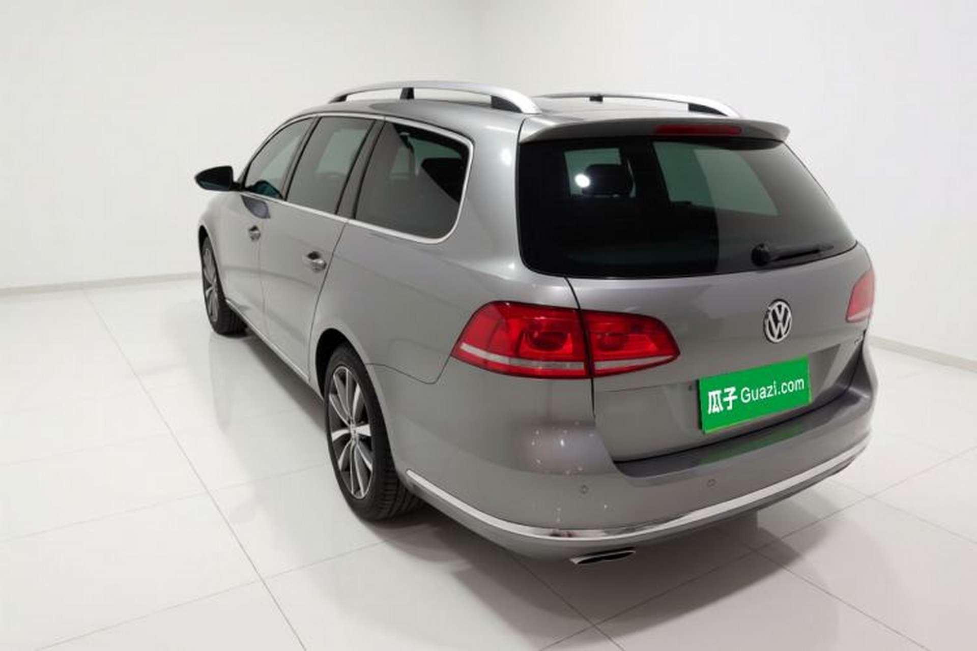 Used Volkswagen Magotan 2012 Travel Edition 2.0 TSI Comfort Version Exterior 2