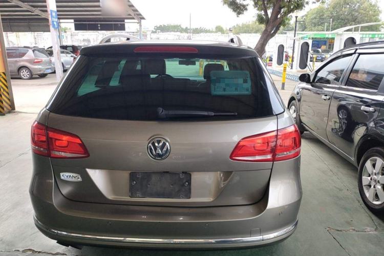 Used Volkswagen Magotan 2012 Travel Edition 2.0 TSI Comfort Version Exterior 4