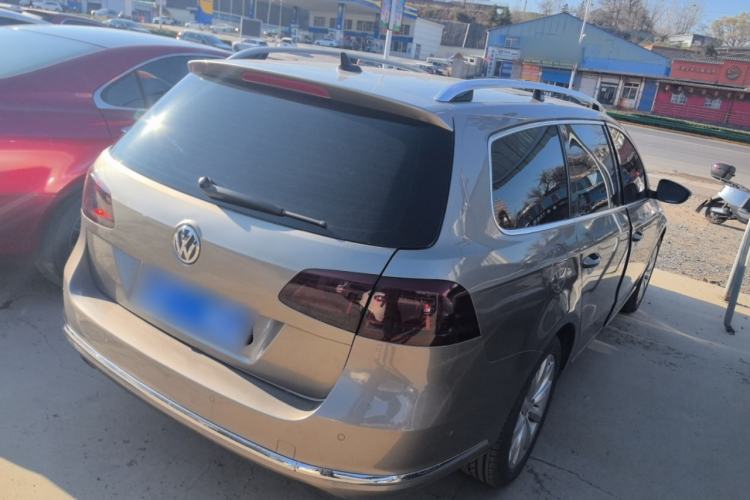 Used Volkswagen Magotan 2012 Travel Edition 2.0 TSI Luxury Version Exterior 5