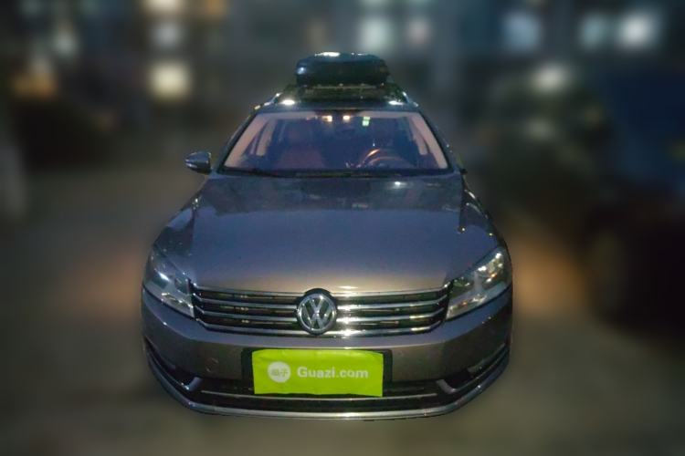 Used Volkswagen Magotan 2012 Travel Edition 2.0 TSI Comfort Version Front