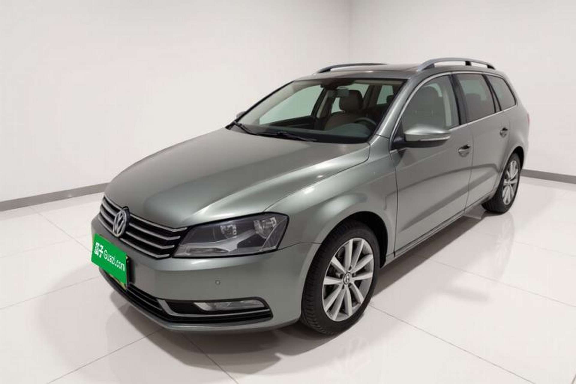 Used Volkswagen Magotan 2012 Travel Edition 2.0 TSI Comfort Version Front Left 45 Deg