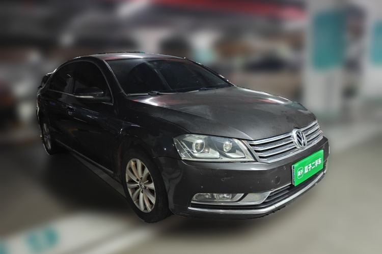 Used Volkswagen Magotan 2012 Revised 1.8TSI Luxury Version Front Right 45 Deg