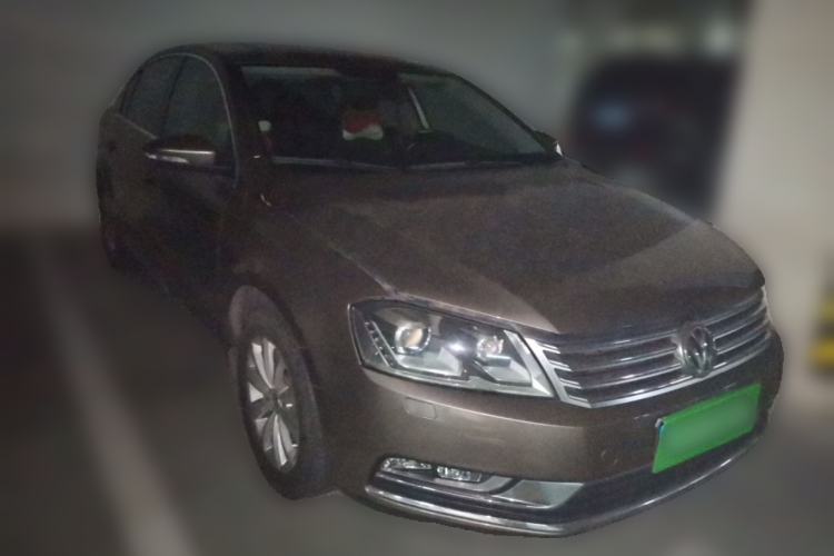 Used Volkswagen Magotan 2012 Revised 1.8TSI Luxury Version Front Right 45 Deg