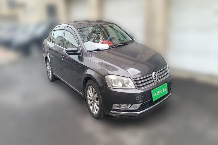 Used Volkswagen Magotan 2012 Revised 1.8TSI Luxury Version Front Right 45 Deg